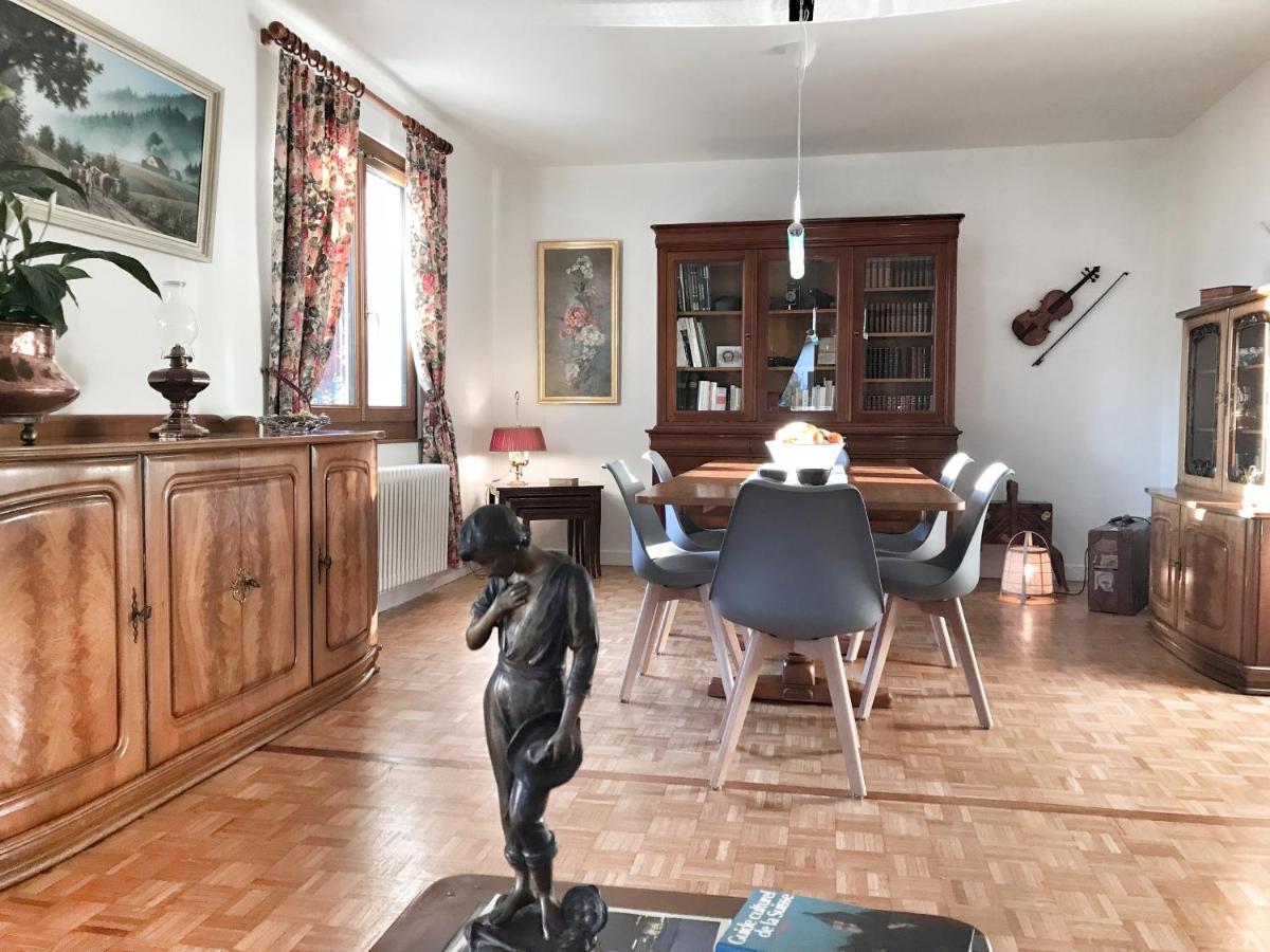 Lindo Lugar - Just A 7 Minute Walk From The Airport *