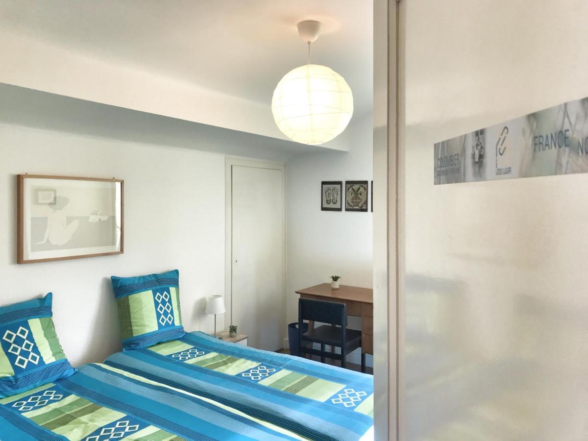 Bed & Breakfast Lindo Lugar - Just A 7 Minute Walk From The Airport